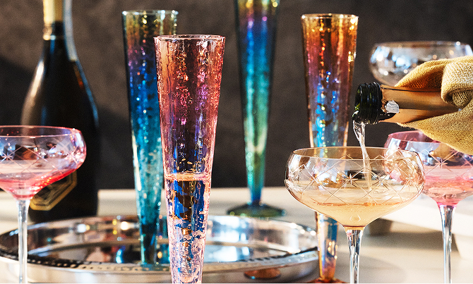 Holiday Hosting Drink Glasses