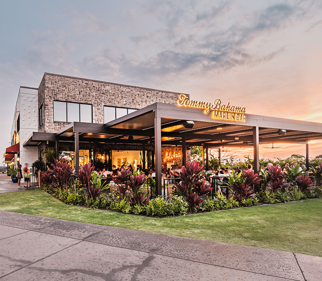 Destination Marlin Bar: Where Kona, Hawai’i Comes to Unwind